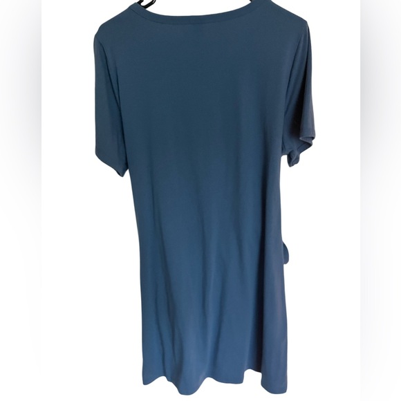 Blue tie dress - Picture 2 of 4